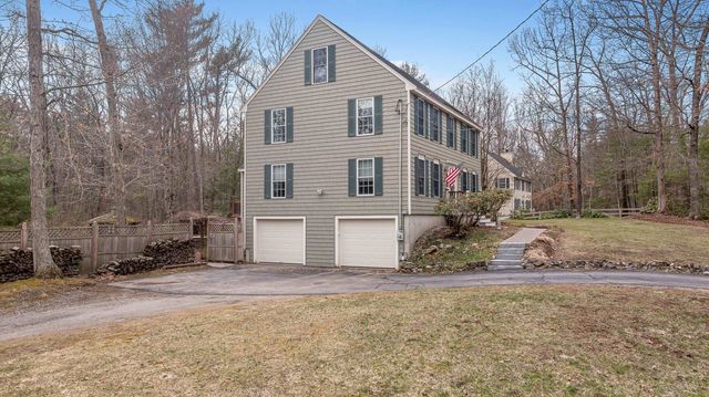 155 Chase Road, South Hampton, NH 03827
