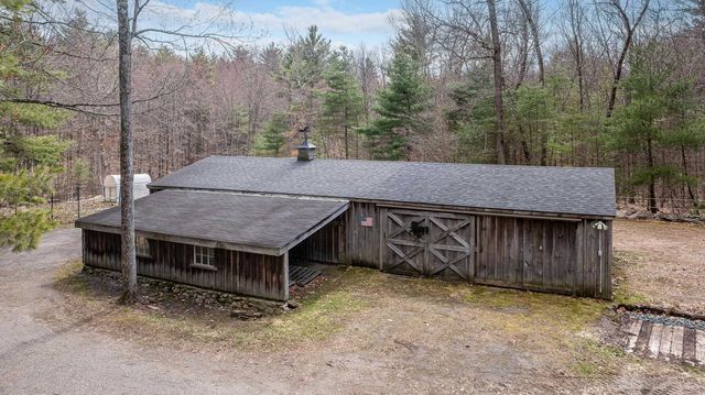 155 Chase Road, South Hampton, NH 03827