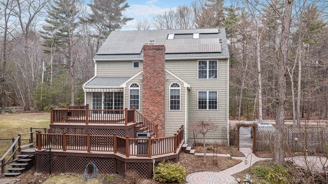 155 Chase Road, South Hampton, NH 03827