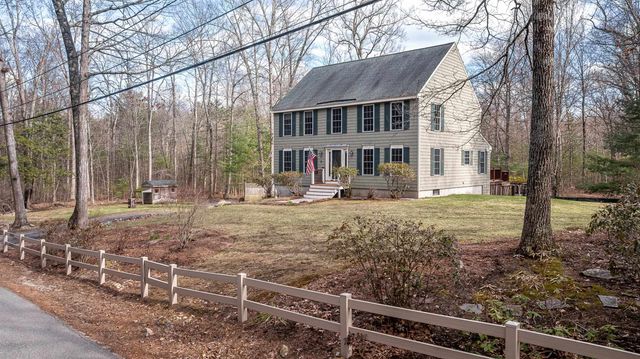 155 Chase Road, South Hampton, NH 03827