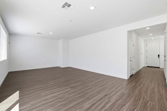 1243 Leonhardt Loop, Lincoln, CA 95648