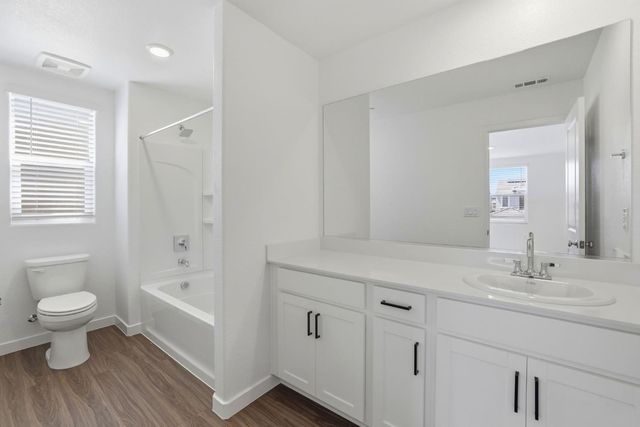 1243 Leonhardt Loop, Lincoln, CA 95648