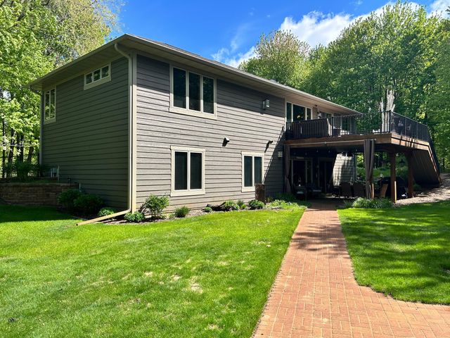 23901 Nebula Street NE, Linwood Twp, MN 55079