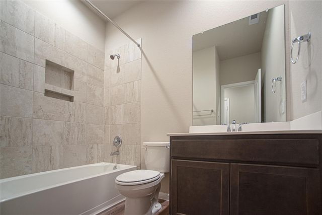 439 Stonebrook Lane, Conroe, TX 77304