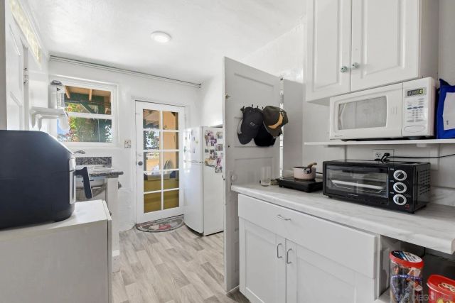 425 S Horne Street, Oceanside, CA 92054