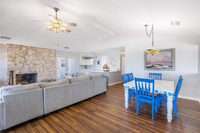 9536 Doubloon Drive, Vero Beach, FL 32963