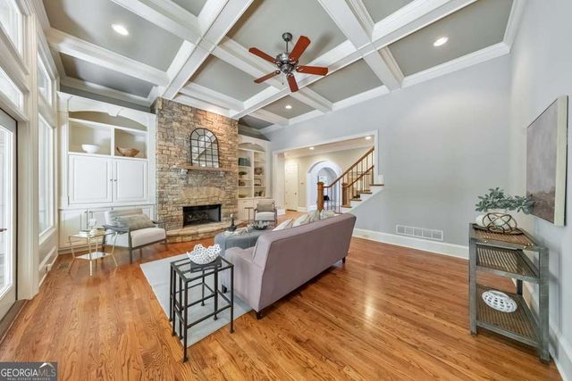 11180 West Road, Roswell, GA 30075