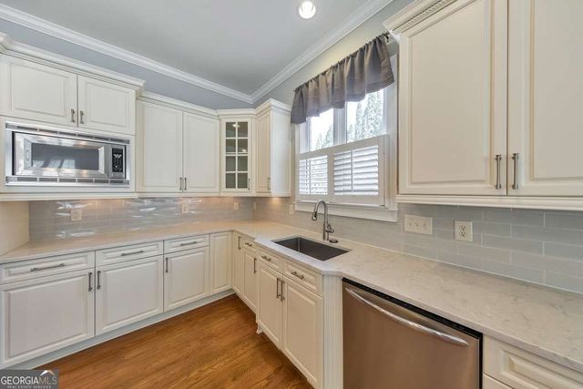 11180 West Road, Roswell, GA 30075