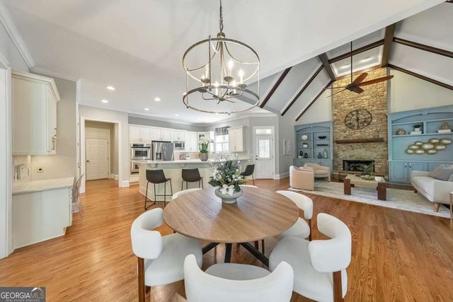11180 West Road, Roswell, GA 30075