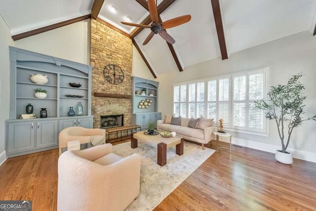 11180 West Road, Roswell, GA 30075