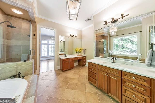 11180 West Road, Roswell, GA 30075