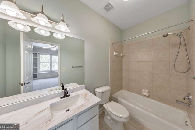 11180 West Road, Roswell, GA 30075