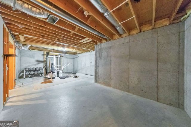11180 West Road, Roswell, GA 30075