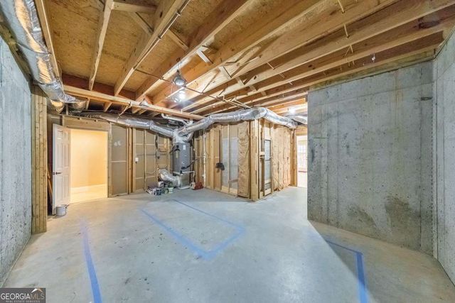 11180 West Road, Roswell, GA 30075