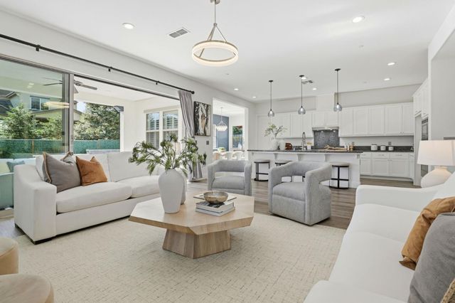 600 Price Drive, Morgan Hill, CA 95037