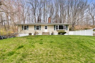 50 Red Mill Road, Cortlandt Manor, NY 10567