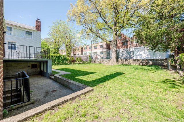 812 Swinton Avenue, Bronx, NY 10465