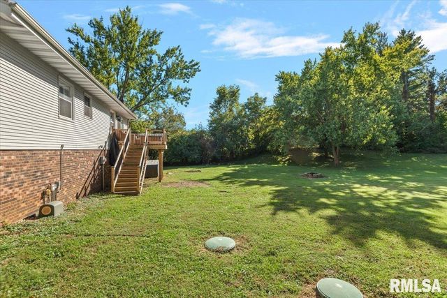 425 Pakey Road, Springfield, IL 62712