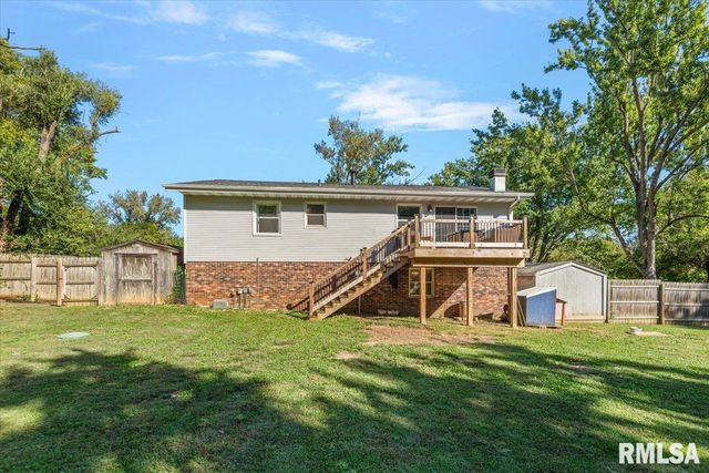 425 Pakey Road, Springfield, IL 62712