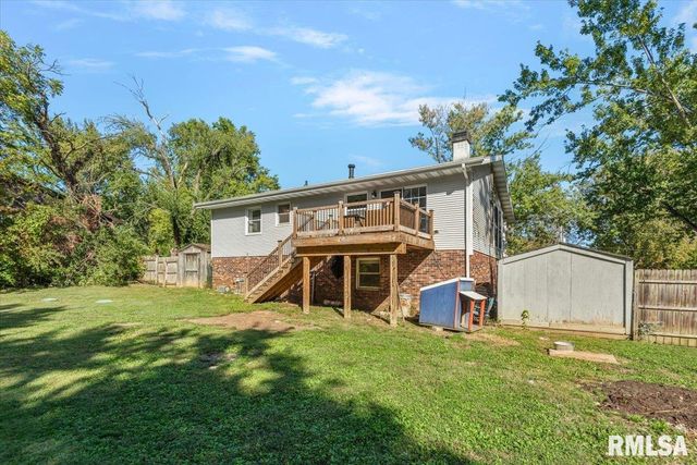 425 Pakey Road, Springfield, IL 62712
