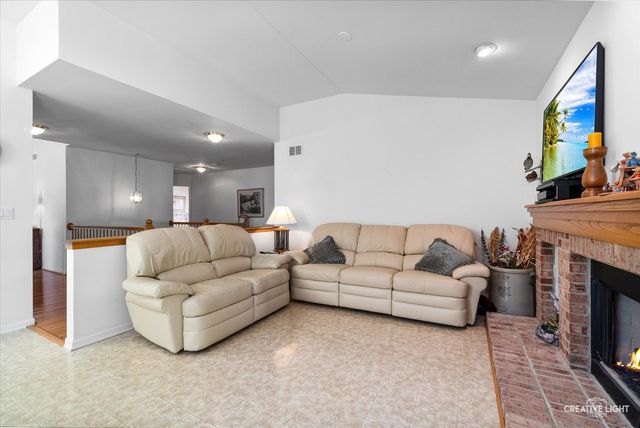 13954 S Tamarack Drive, Plainfield, IL 60544