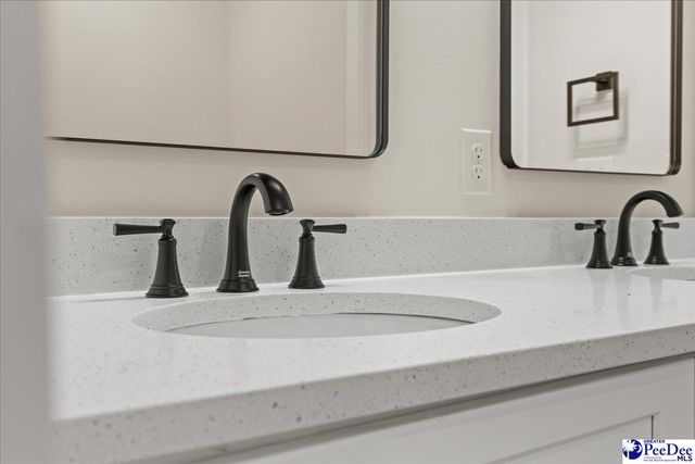 133 E Pine Street, Florence, SC 29506