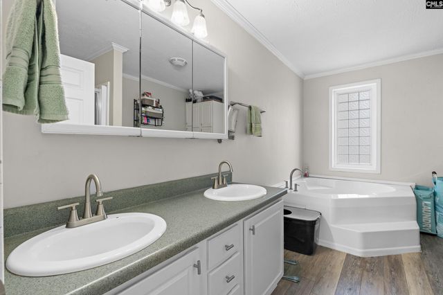 3562 Calks Ferry Rd, Pelion, SC 29123