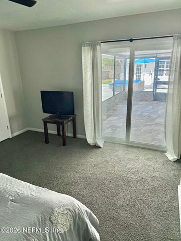 1042 JAMAICA Road E, Jacksonville, FL 32216