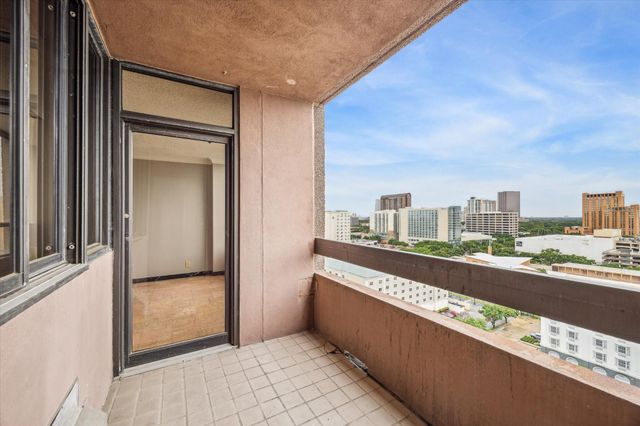 5150 Hidalgo Street 1303, Houston, TX 77056