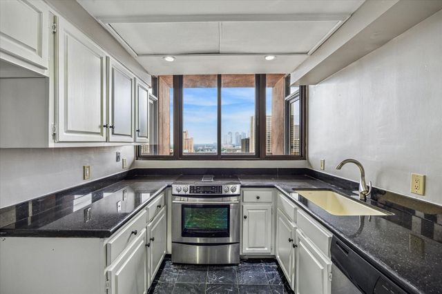 5150 Hidalgo Street 1303, Houston, TX 77056