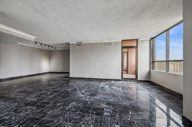 5150 Hidalgo Street 1303, Houston, TX 77056