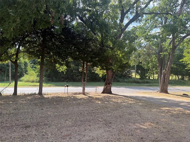 3804 N County Line Road, Newcastle, OK 73065