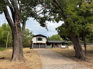 3804 N County Line Road, Newcastle, OK 73065