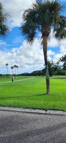 16 COUNTRY CLUB DRIVE 16, Largo, FL 33771