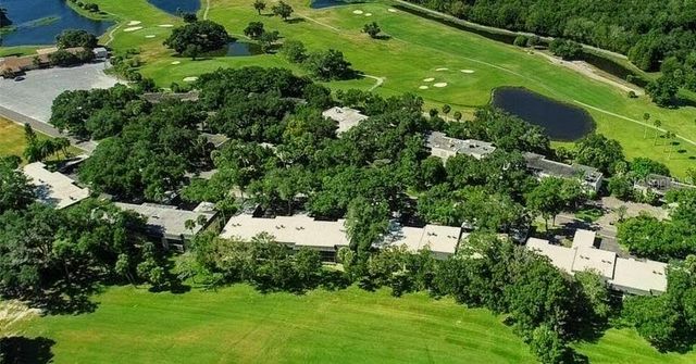16 COUNTRY CLUB DRIVE 16, Largo, FL 33771