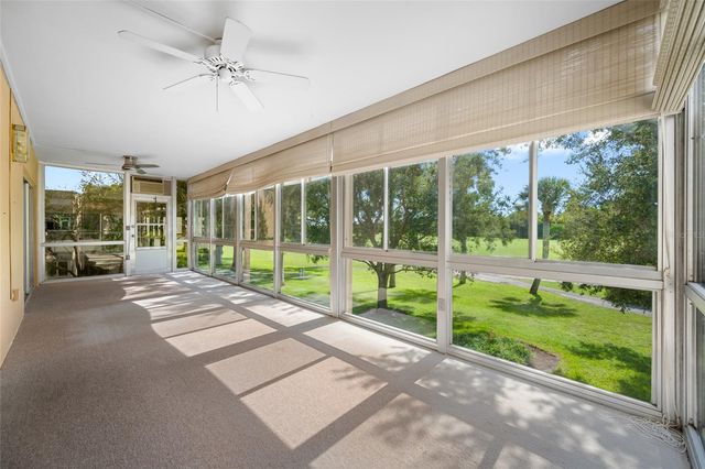 16 COUNTRY CLUB DRIVE 16, Largo, FL 33771