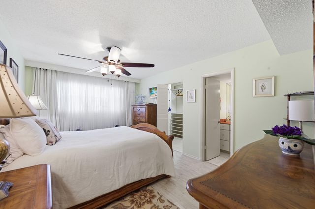 112 Lake Anne Drive, West Palm Beach, FL 33411