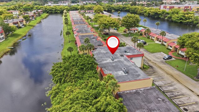 112 Lake Anne Drive, West Palm Beach, FL 33411