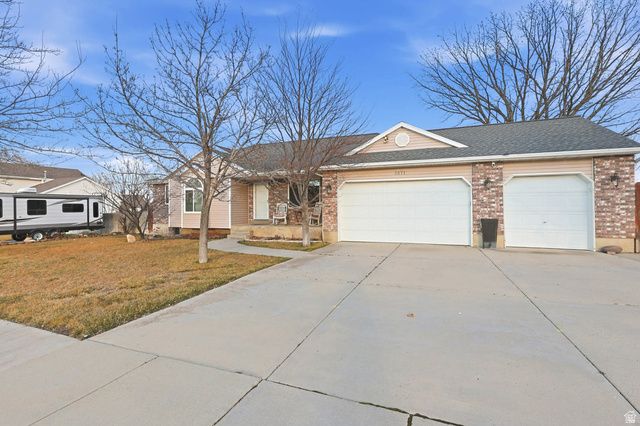 3071 S FERNBUSH DR, Magna, UT 84044