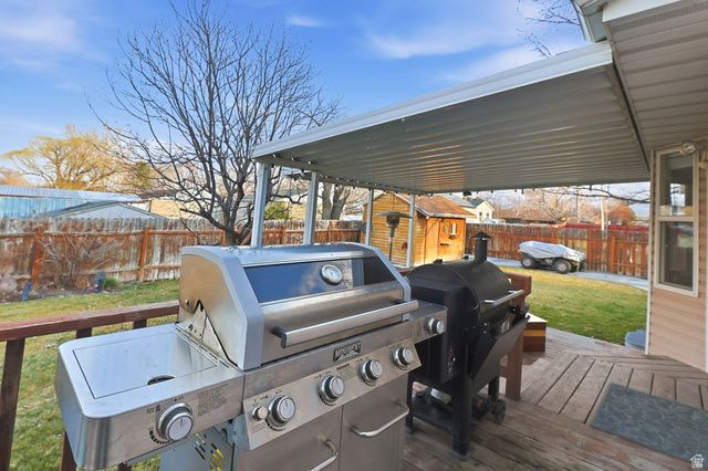 3071 S FERNBUSH DR, Magna, UT 84044