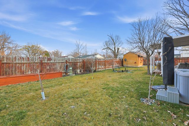 3071 S FERNBUSH DR, Magna, UT 84044