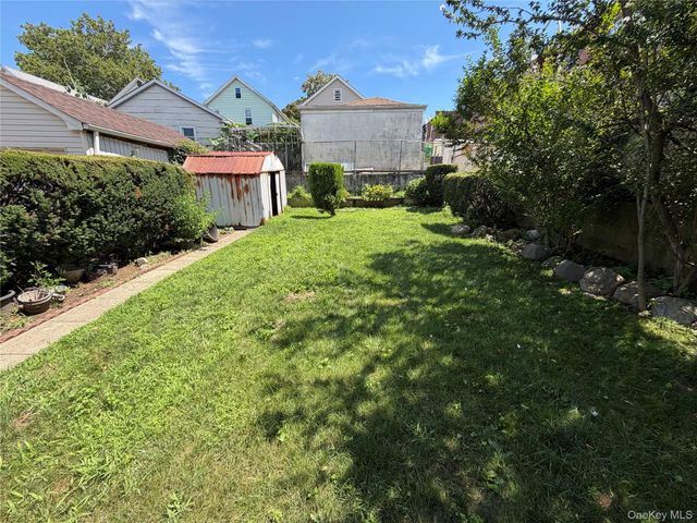 59-41 161st Street, Flushing, NY 11365