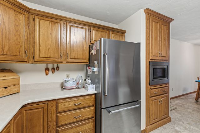 1924 Brierwood Lane, Port Byron, IL 61275