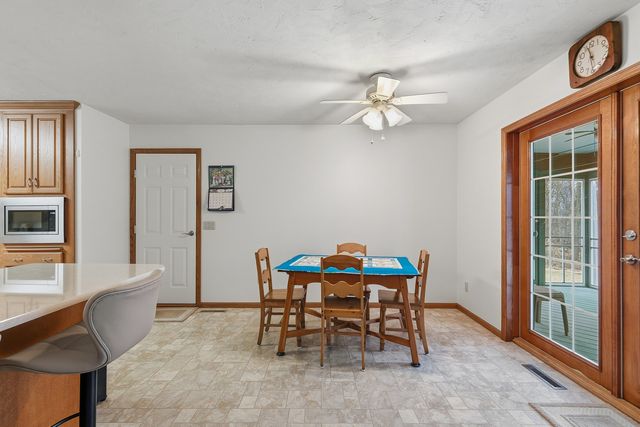 1924 Brierwood Lane, Port Byron, IL 61275