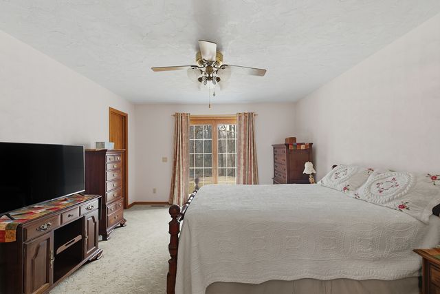 1924 Brierwood Lane, Port Byron, IL 61275