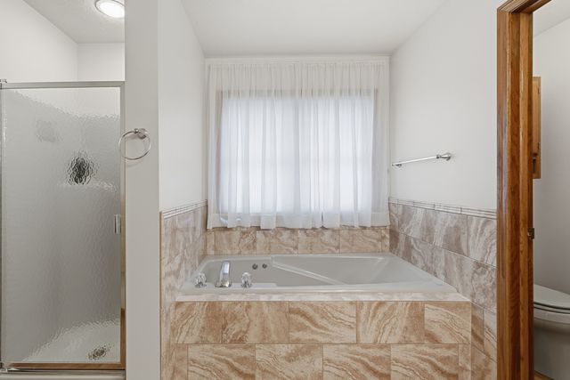 1924 Brierwood Lane, Port Byron, IL 61275