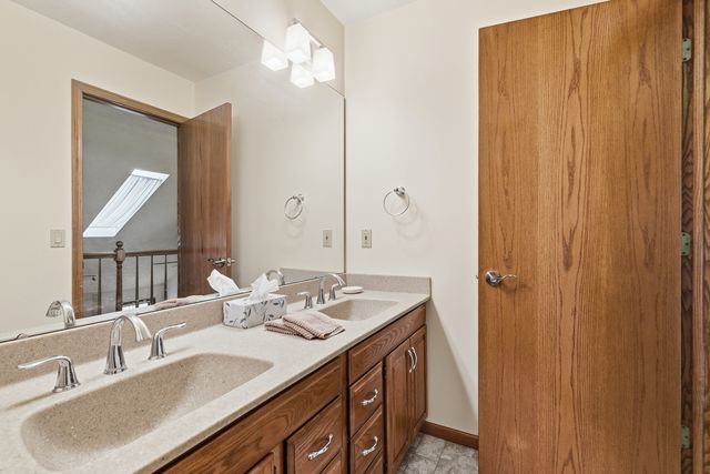 1924 Brierwood Lane, Port Byron, IL 61275