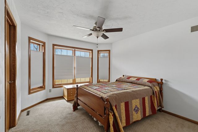 1924 Brierwood Lane, Port Byron, IL 61275