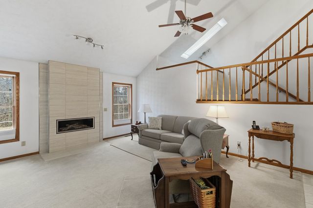 1924 Brierwood Lane, Port Byron, IL 61275