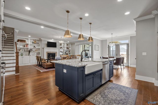 1 Scenic Loop Road, Huntsville, AL 35803